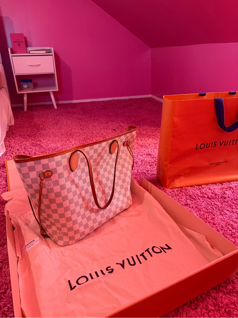 Louis Vuitton Neverfull MM Tote Damier Azur Canvas